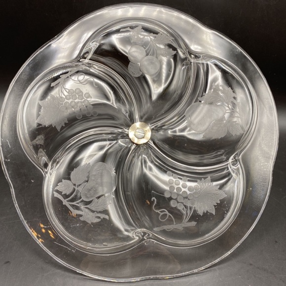 Vintage Elegant Fruit Designed Divider Glass Serving Tray With Handle - Picture 3 of 3